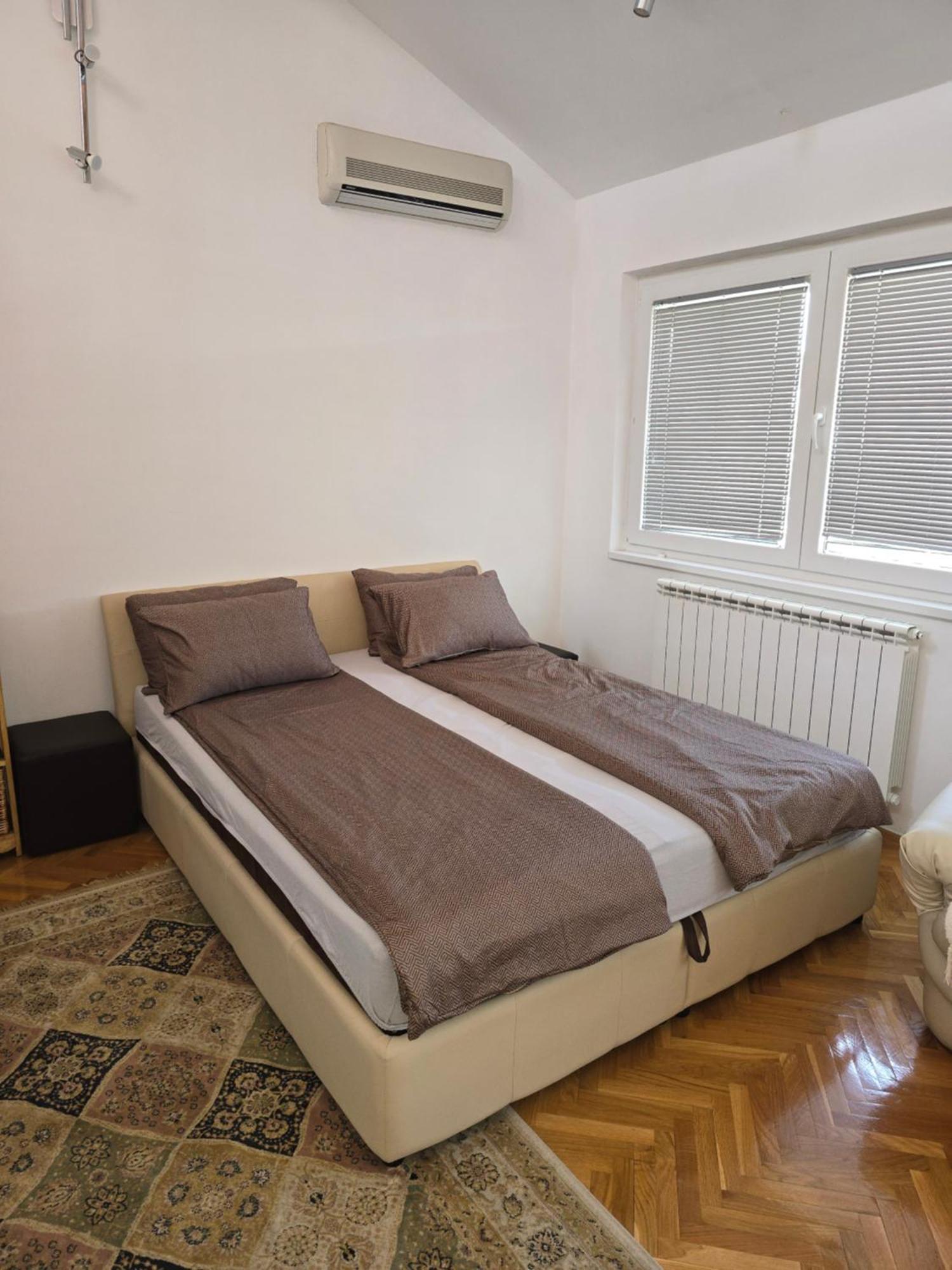 Mija Apartment ซาราเยโว ภายนอก รูปภาพ